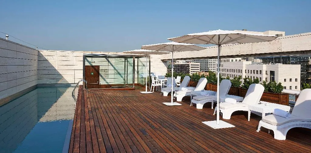 Pool, NH Collection Barcelona Constanza, Barcelona