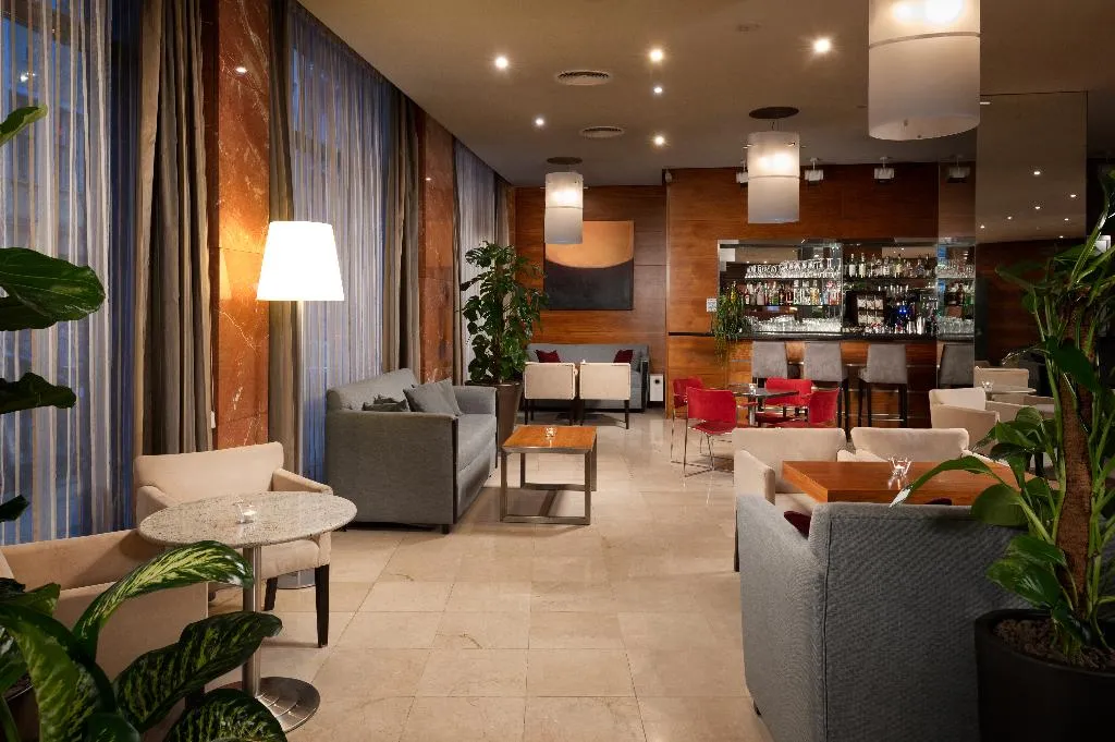 Bar, K+K Hotel Fenix, Prague