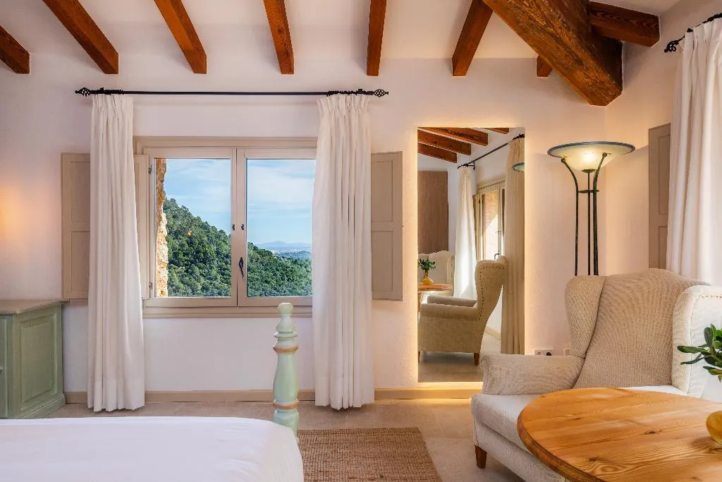 Double or Twin SUPERIOR Room, Finca Albellons, Majorca