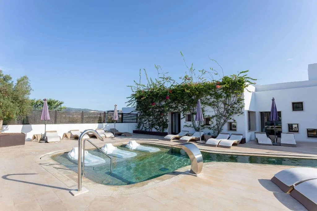 Sports and Entertainment, Grand Palladium White Island Resort & Spa, Ibiza