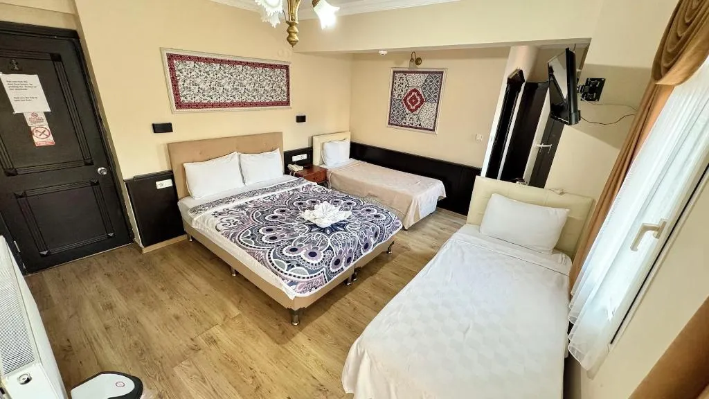 Room, Ephesus Centrum, Izmir