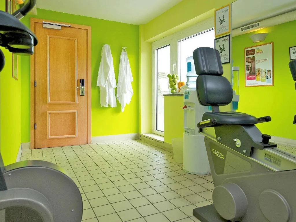 Sports and Entertainment, Mercure Roma Corso Trieste, Rome