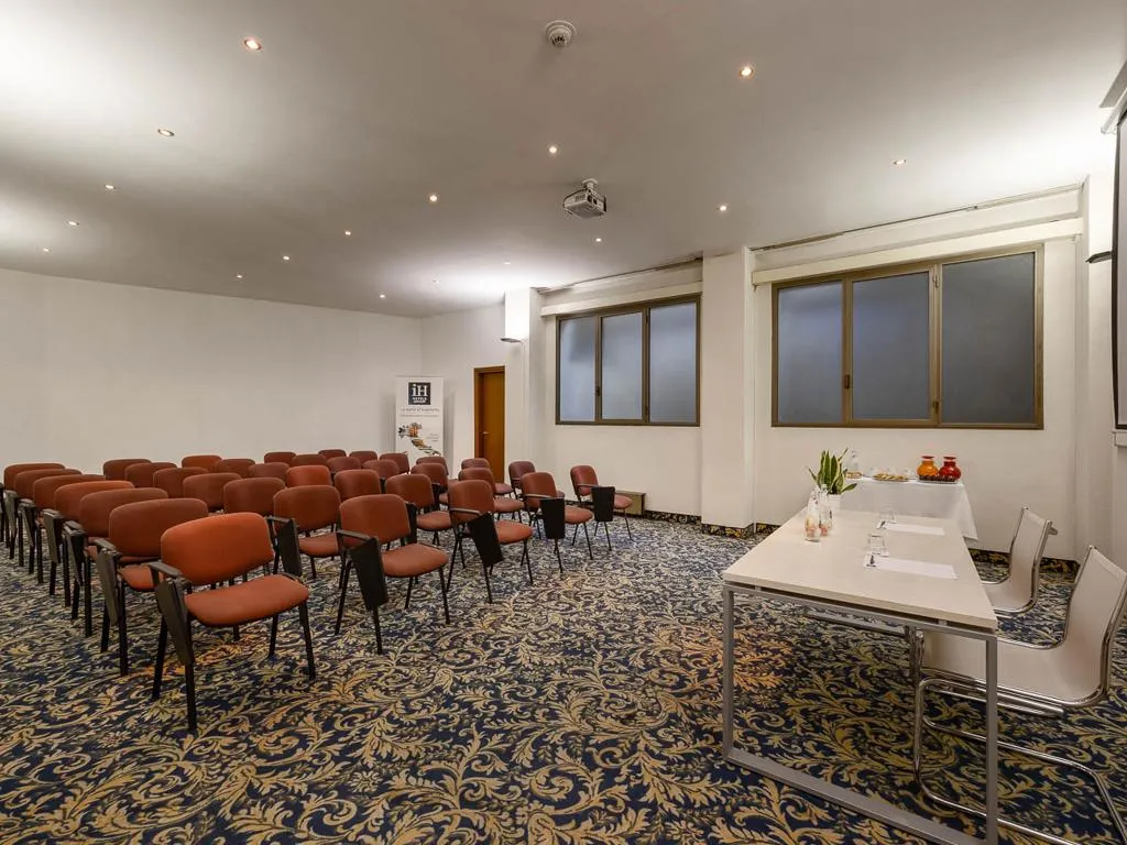 Conferences, iH Hotels Milano St. John, Milan