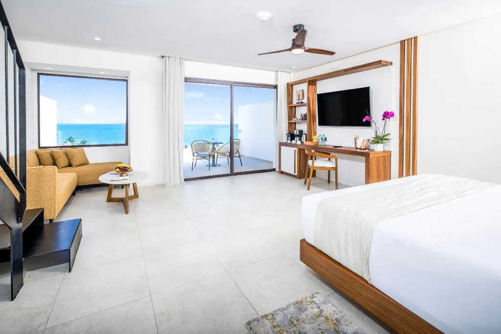 SUITE OCEAN FRONT Room, Majestic Mirage Costa Mujeres - All Suite Resort, Cancun Area