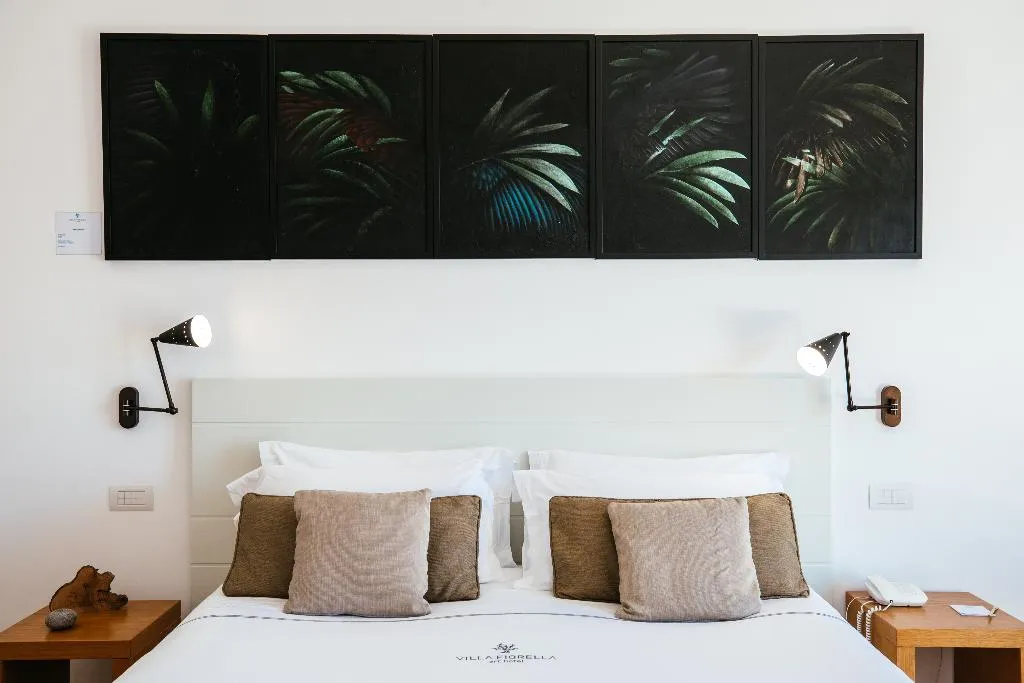 JUNIOR SUITE WITH JACUZZI Room, Villa Fiorella Art Hotel, Naples
