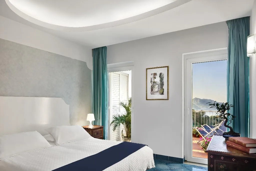 APARTMENT SUPERIOR ONE BEDROOM Room, Gocce Di Capri  Residence, Naples