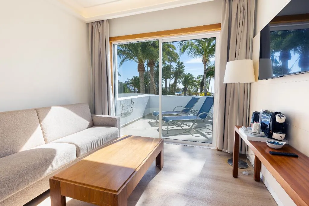 JUNIOR SUITE STANDARD Room, Hipotels La Geria, Lanzarote