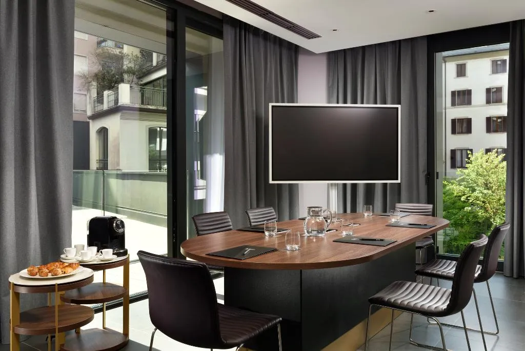 Conferences, Milano Verticale | UNA Esperienze, Milan