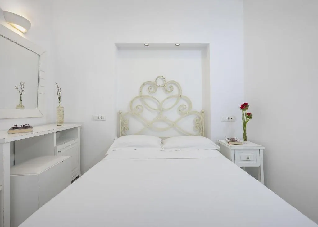 Room, Carbonaki Hotel, Mykonos
