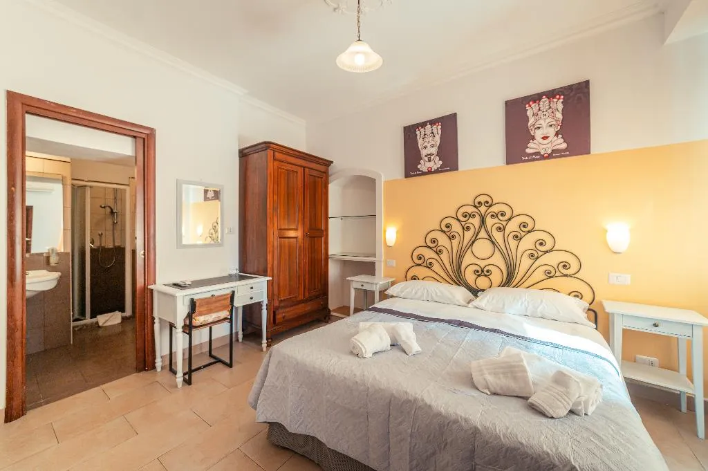 DOUBLE STANDARD Room, Taormina Garden Hotel, Taormina