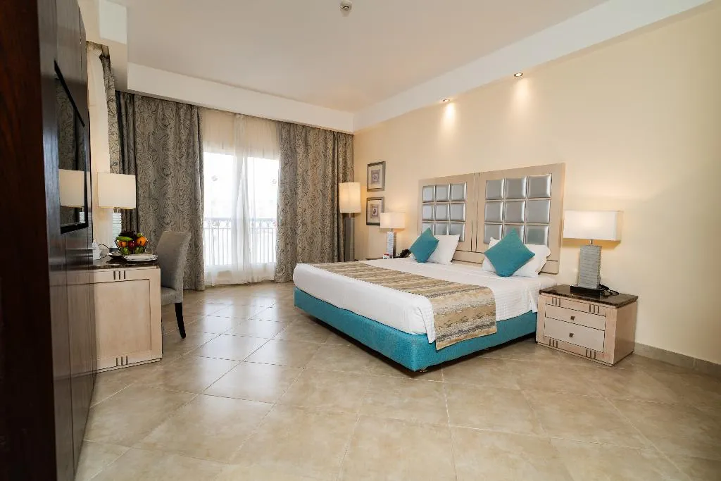 SINGLE DELUXE SEA VIEW Room, Tropitel Sahl Hasheesh, Red Sea Riviera