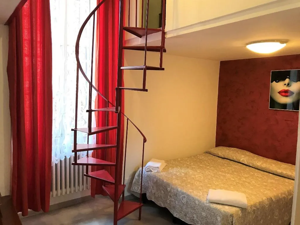 Room, Guesthouse Paradisio, Naples