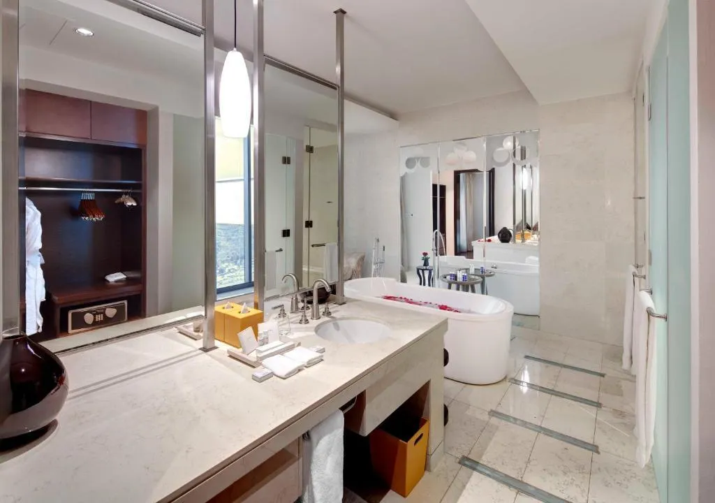 SUITE ONE BEDROOM Room, The H Dubai, Dubai