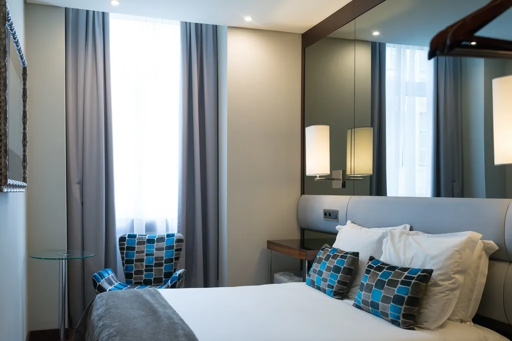 DOUBLE SUPERIOR Room, TURIM Terreiro do Paco Hotel, Lisbon