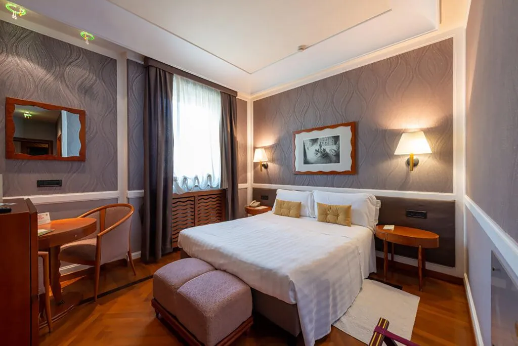 Double or Twin CLASSIC Room, Grand Hotel Ortigia, Catania