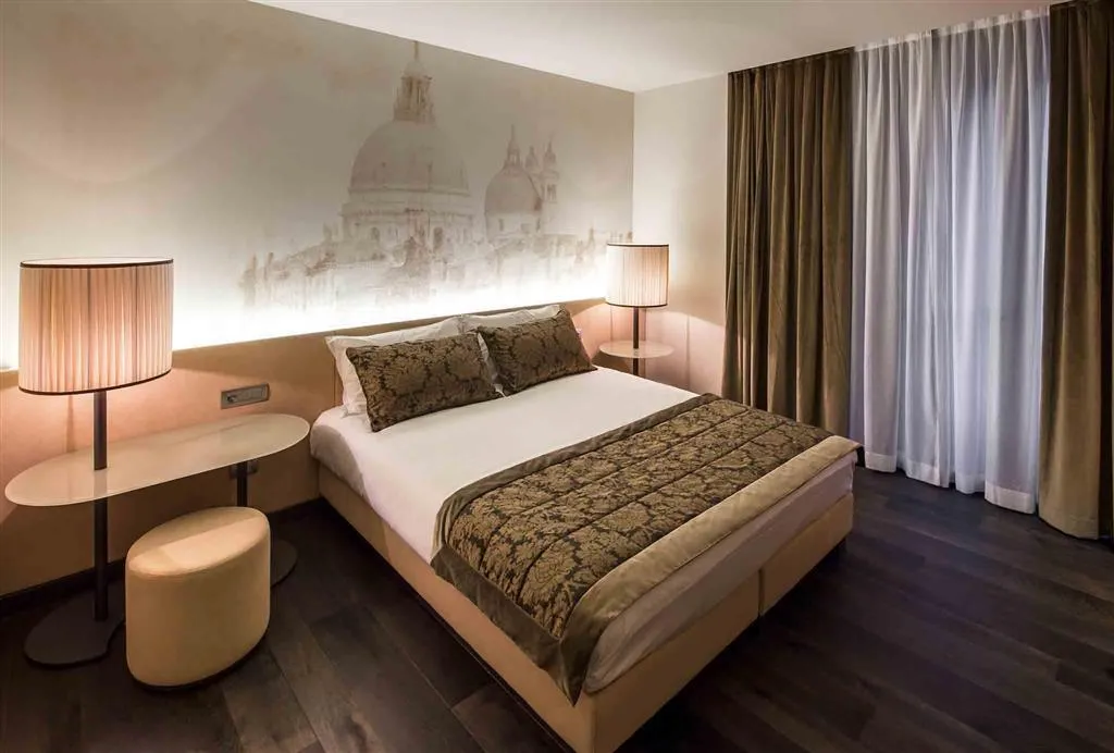 Room, Hyatt Centric Murano Venice, Venice