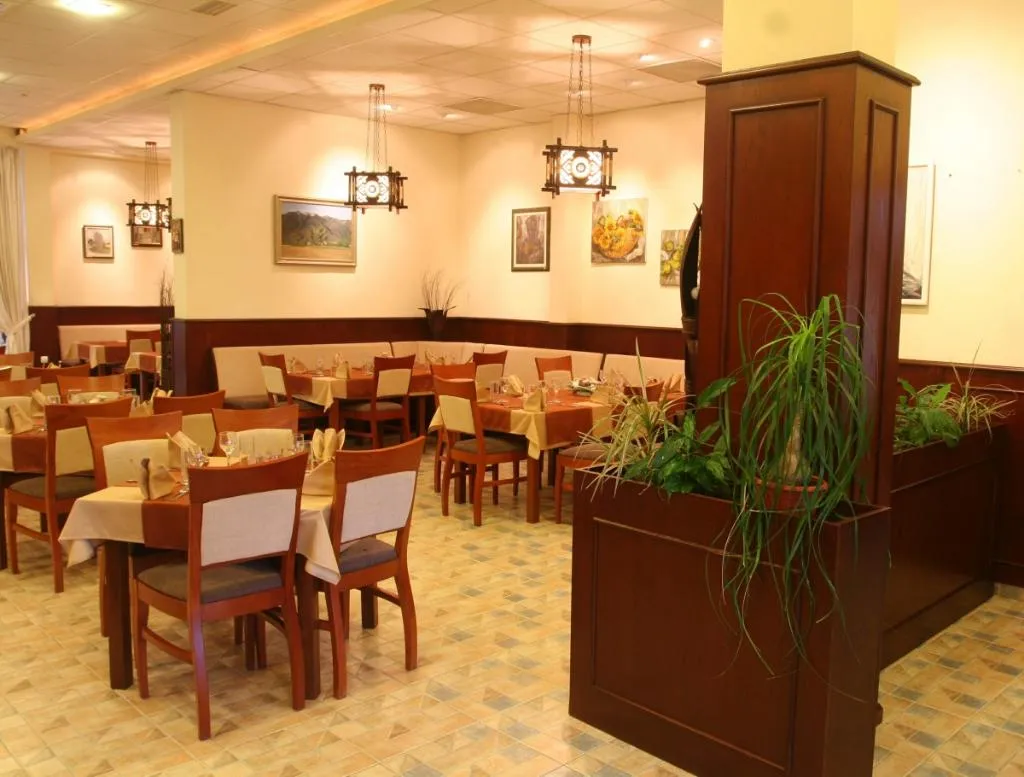 Restaurant, Joya Park Complex, Varna