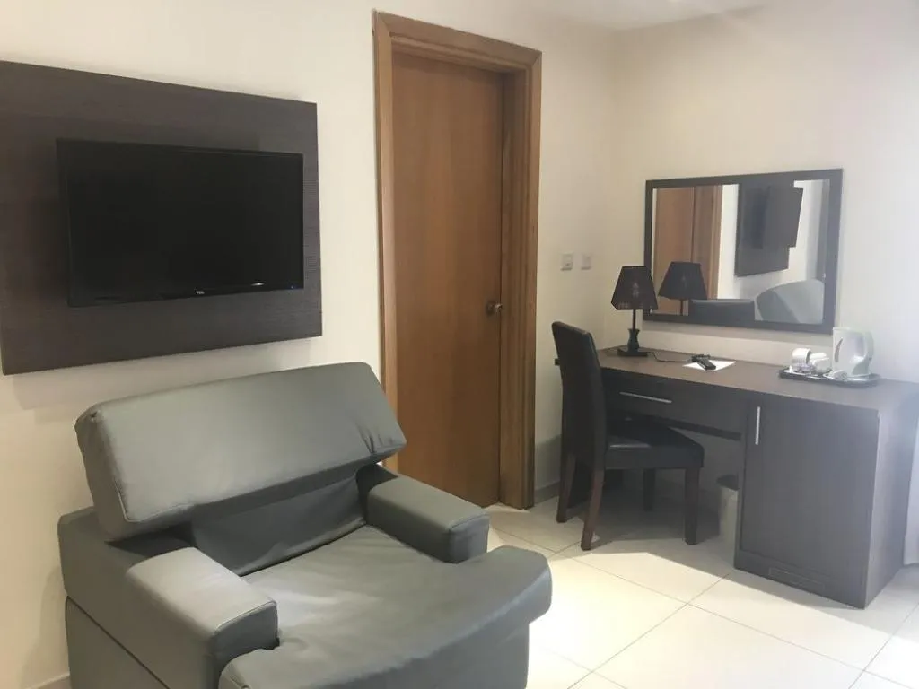 Double or Twin SUPERIOR Room, The Windsor Hotel, Malta
