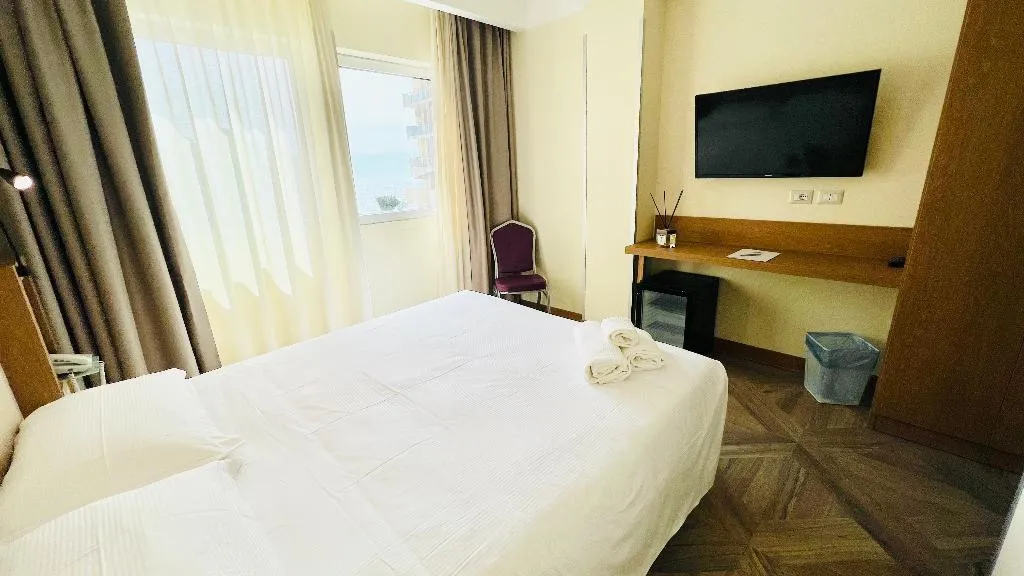 DOUBLE SINGLE USE SUPERIOR Room, Catania Sea Palace Hotel, Catania