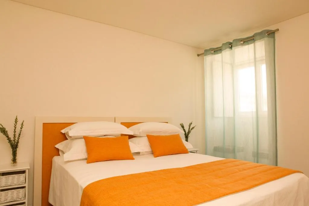 VILLA SUPERIOR Room, Casa Palmela - Small Luxury Hotels & Villas, Lisbon