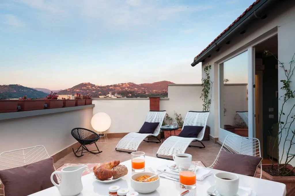 General view, B B Lorena Suites, Florence