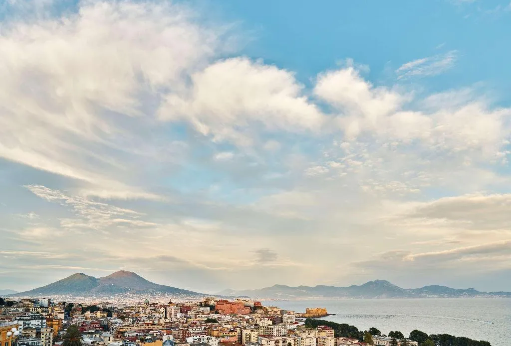 General view, de Bonart Naples-Curio Collection by Hilton, Naples