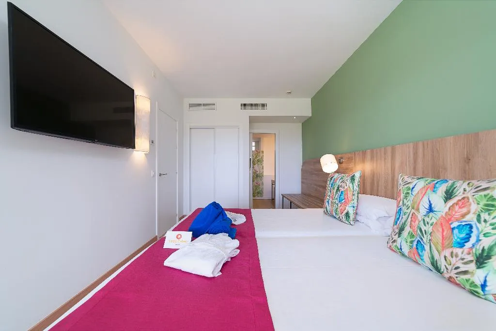 FAMILY ROOM TWO BEDROOMS Room, Costa Calero Thalasso& Spa, Lanzarote