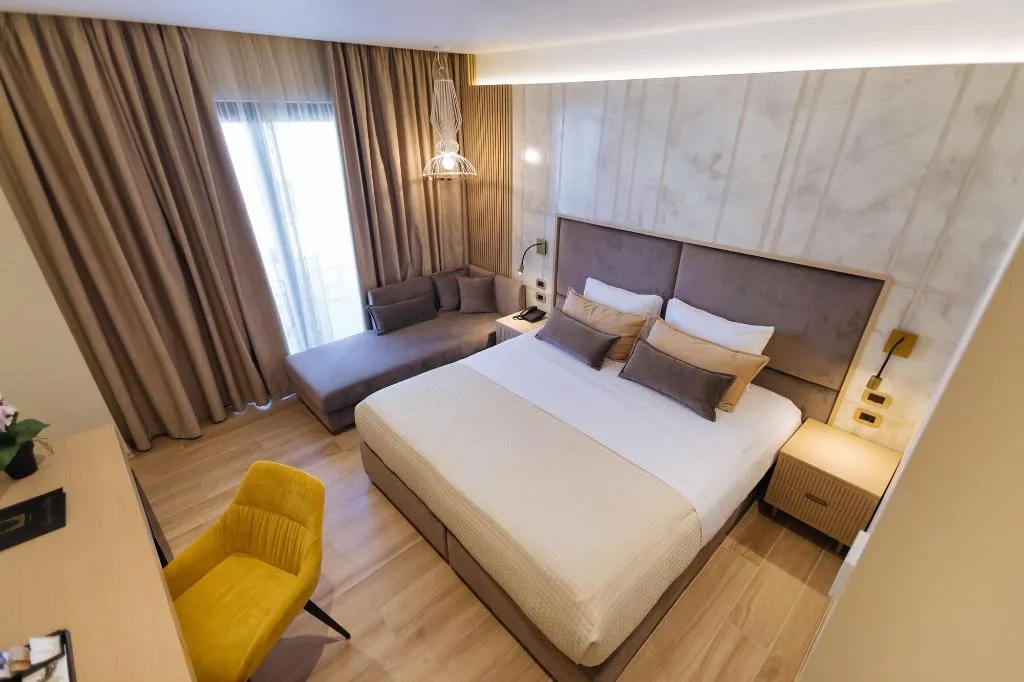 Room, Gloria Palace, Durres