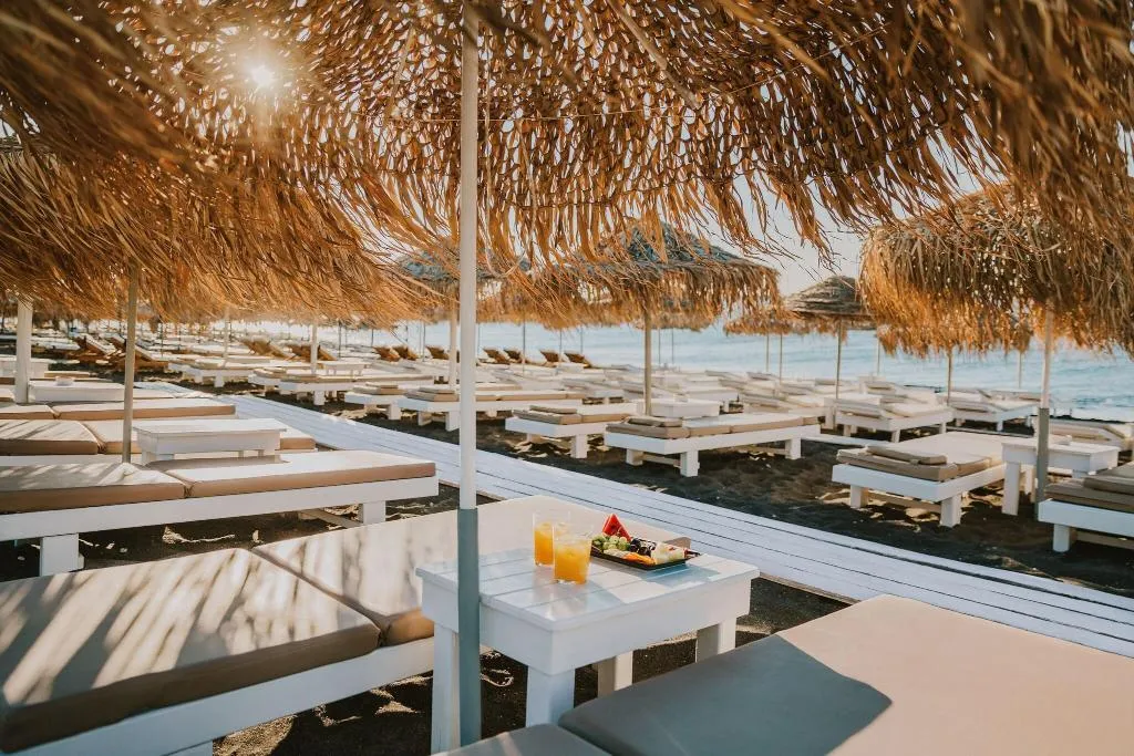 General view, Sea View Beach Hotel, Santorini
