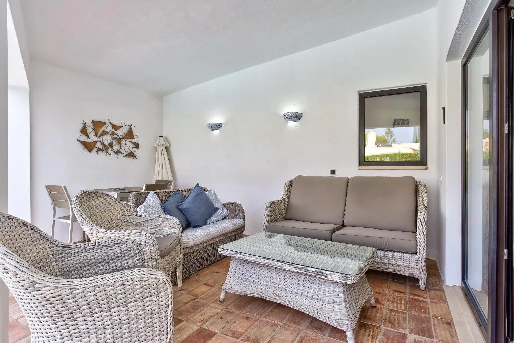 VILLA THREE BEDROOMS WITH PRIVATE POOL Room, Quinta do Paraiso, Algarve