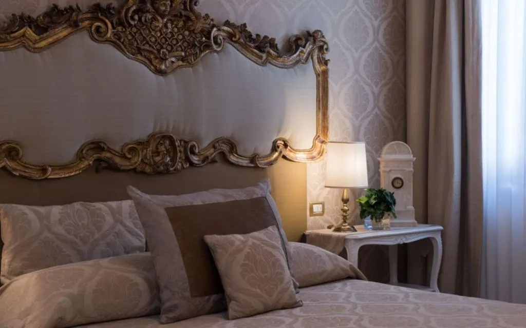 DOUBLE CLASSIC Room, Metropole Venezia, Venice