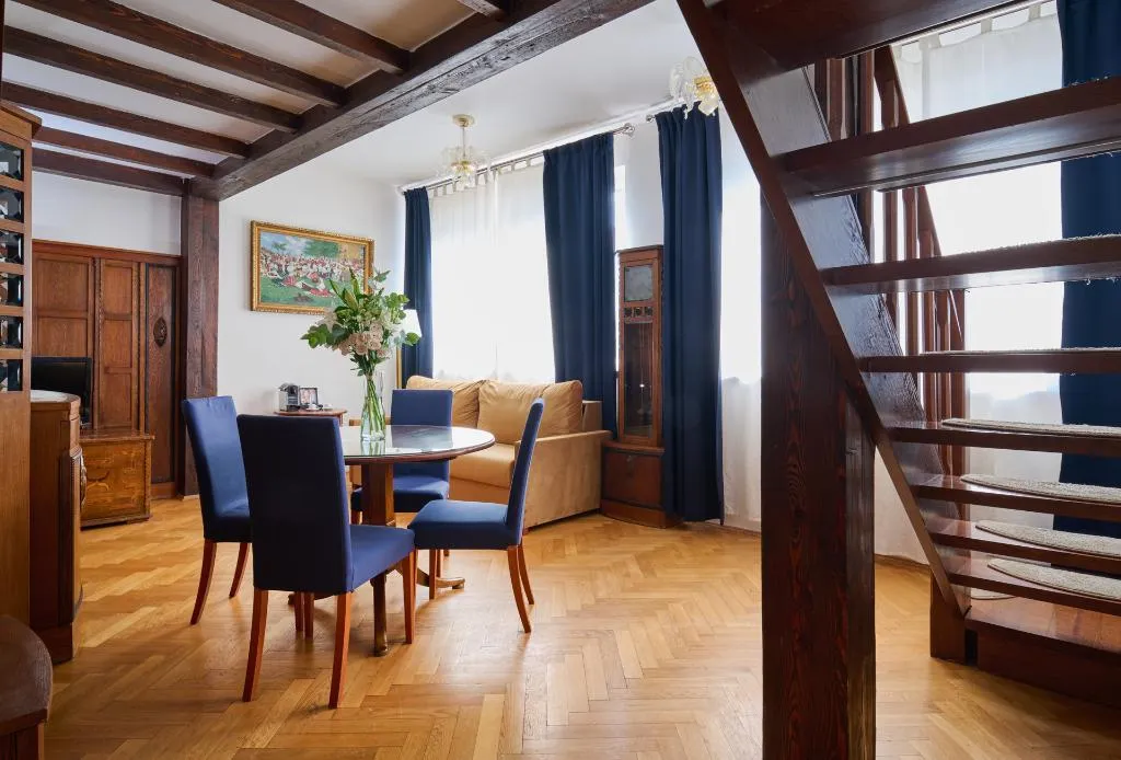 SUITE TWO BEDROOMS TWO BATHROOMS Room, Residence Leon D'Oro, Prague