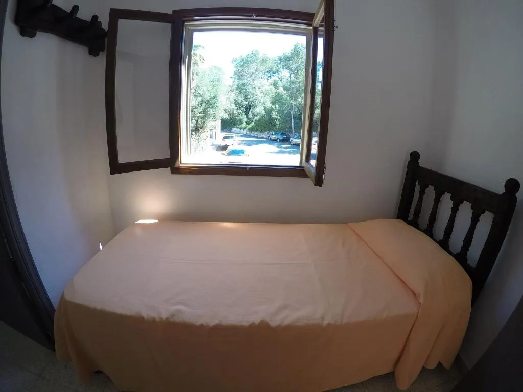 Room, Hostal Playa Cala Santanya, Majorca