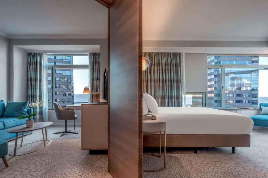 SUITE STANDARD Room, Hilton Diagonal Mar Barcelona, Barcelona