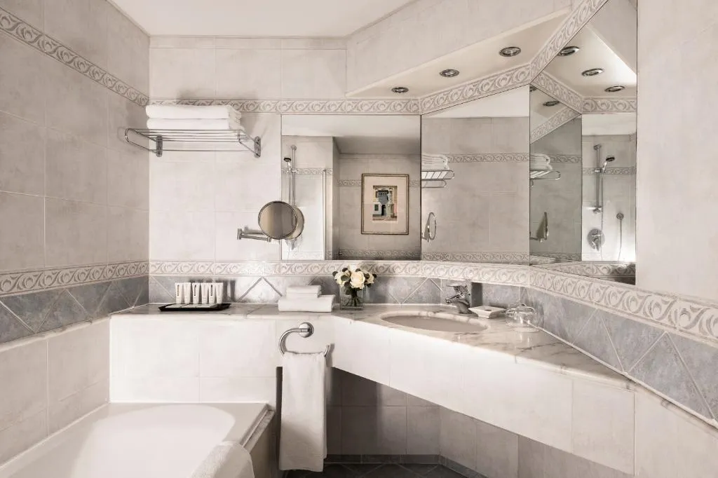 JUNIOR SUITE STANDARD Room, Corinthia Hotel St Georges Bay, Malta