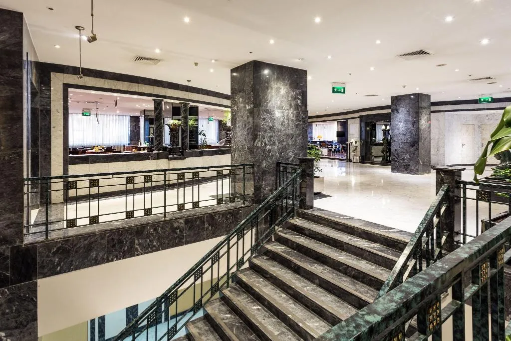 Lobby, Radisson Blu Hotel, Lisbon, Lisbon