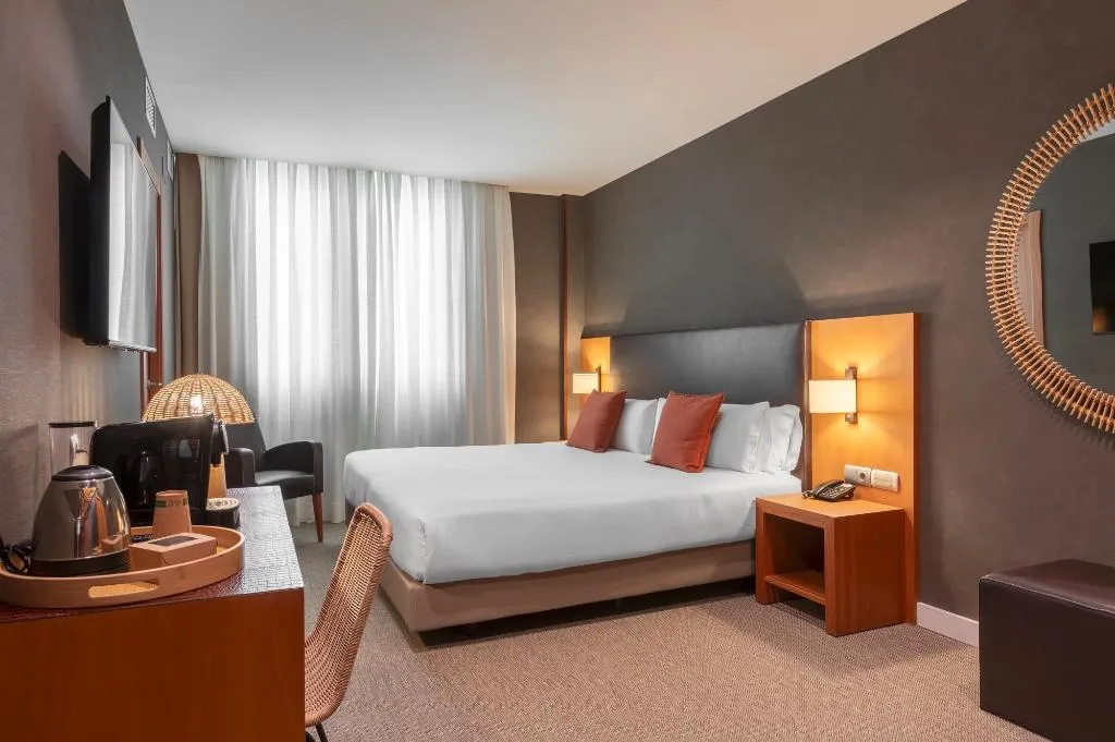 Double or Twin SUPERIOR Room, Hotel Sant Just, Barcelona