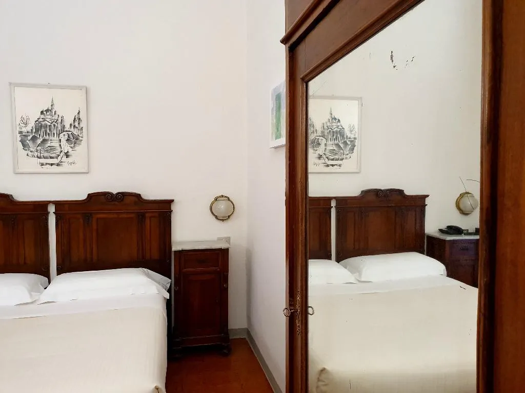 DOUBLE STANDARD Room, Annalena, Florence