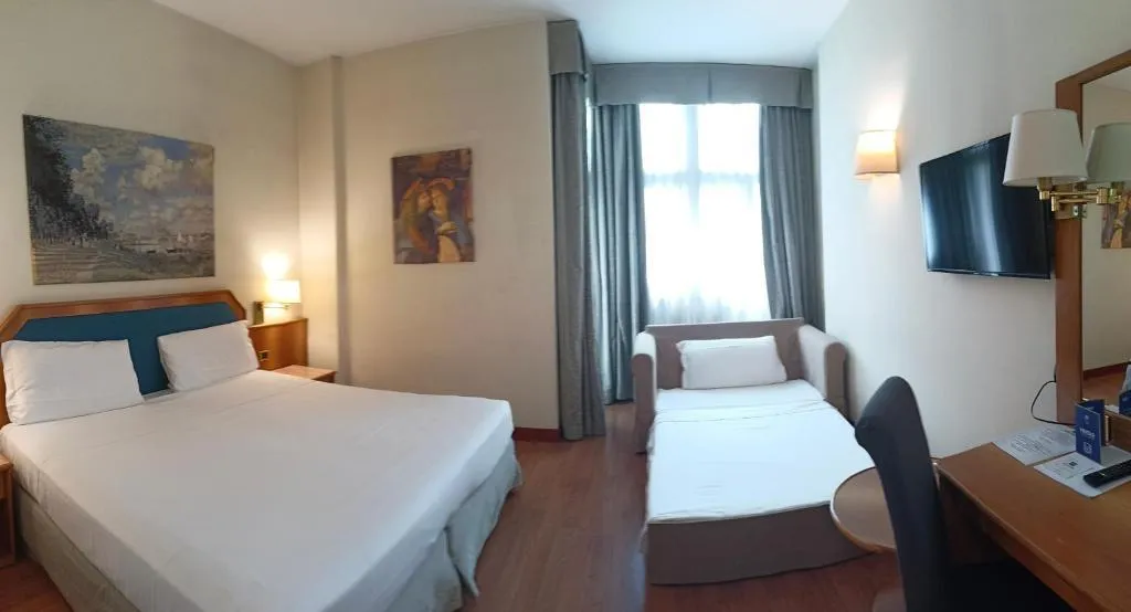 DOUBLE SUPERIOR Room, iH Hotels Milano Eur, Milan