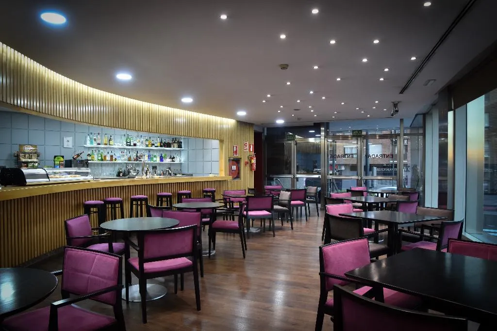 Bar, Senator Parque Central Hotel, Valencia