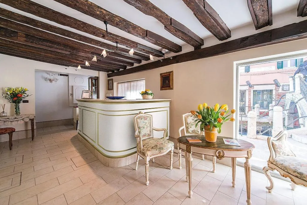 Lobby, Ca Zose, Venice