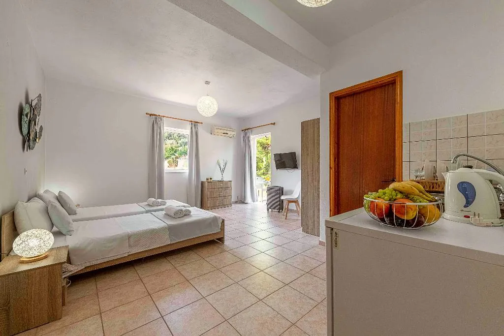 Double or Twin COMFORT Room, Faro Del Porto, Kalamata