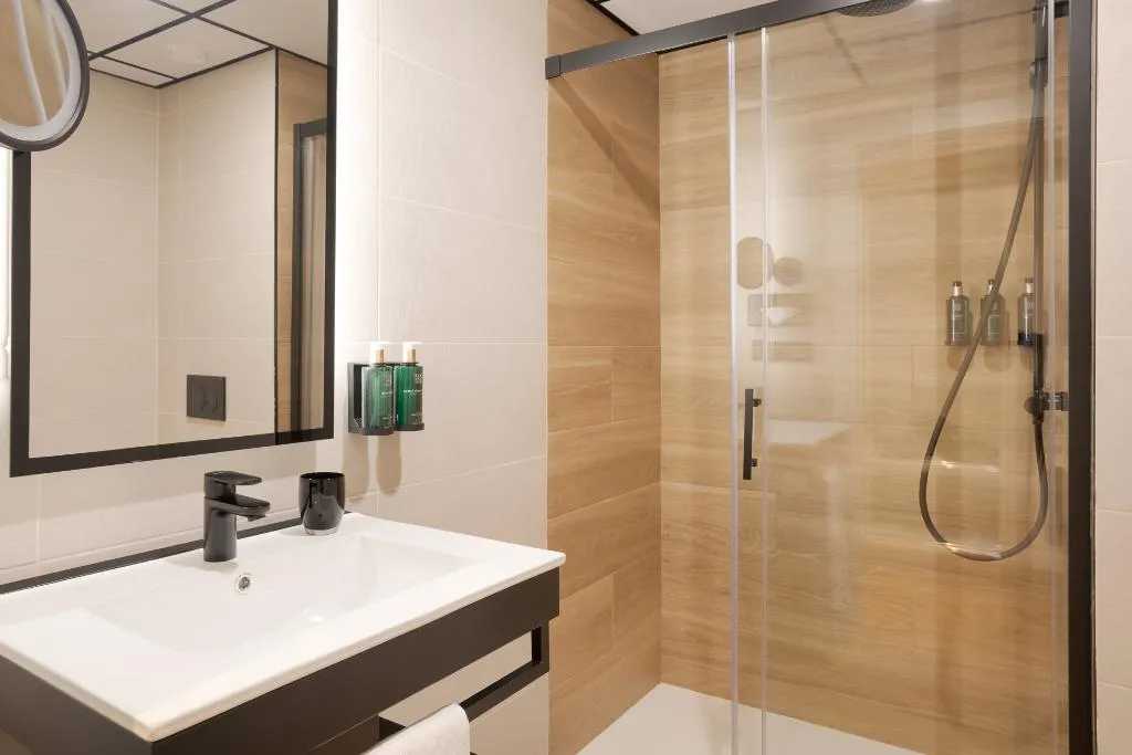 DOUBLE SINGLE USE SUPERIOR Room, Melia Alicante, Costa Blanca