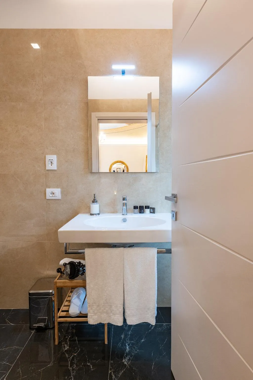 SUITE STANDARD Room, Kairos by Florence Art Apartments, Florence