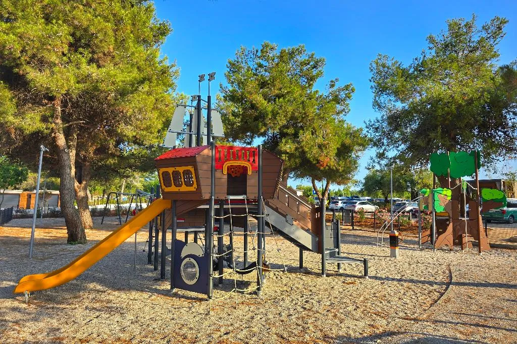 Sports and Entertainment, Koversada Covered Mobile Homes, Istria