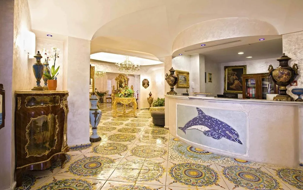 General view, Strand Hotel Delfini, Naples