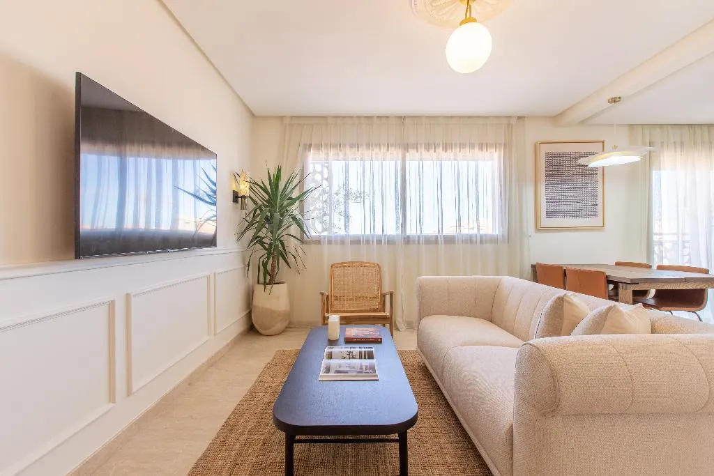 APARTMENT DELUXE WITH BALCONY Room, Zari Boutique Aparthotel, Marrakech