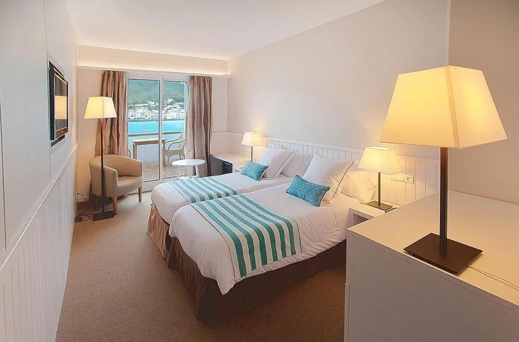 Room, Hotel Playa Sol, Costa Brava