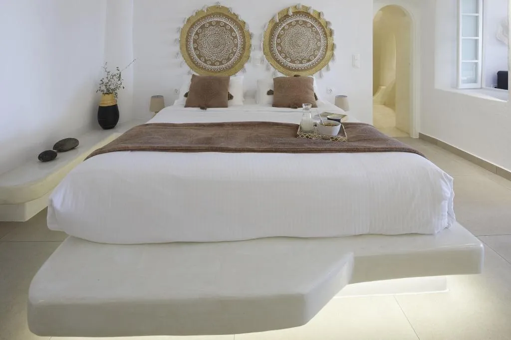 Room, Nano Suites, Santorini