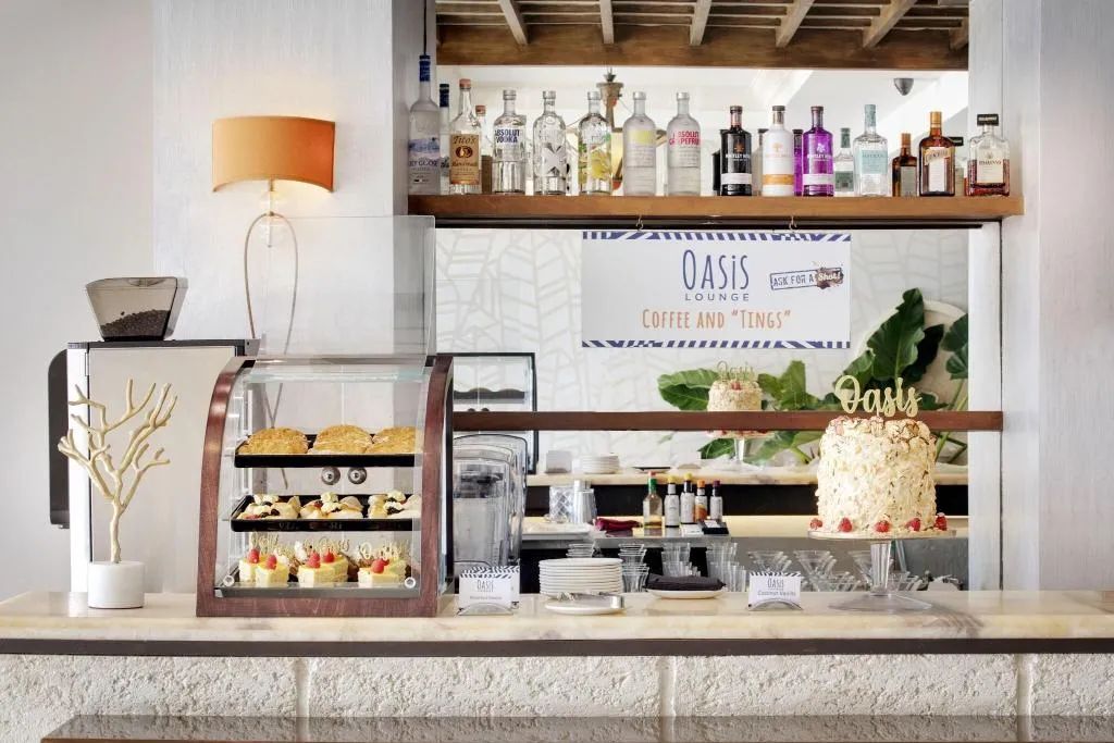 Bar, O2 Beach Club & Spa, Barbados